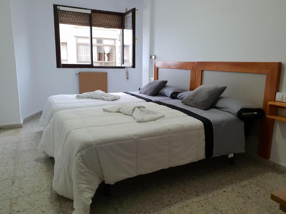 Apartamentos O Cargadeiro Ribadeo Ngoại thất bức ảnh