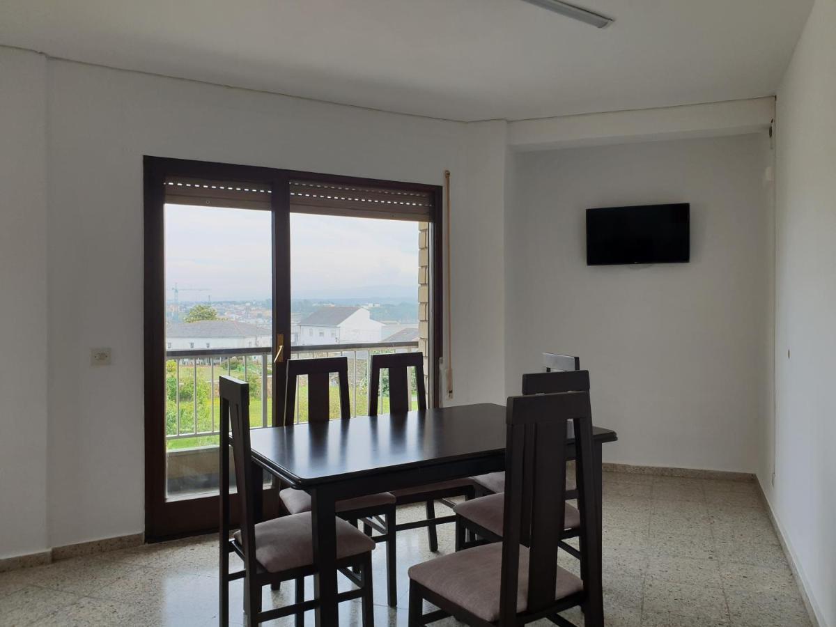 Apartamentos O Cargadeiro Ribadeo Ngoại thất bức ảnh